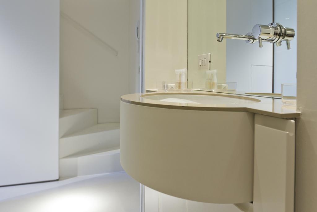 Suitime Milán Habitación foto